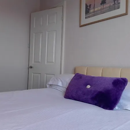 4 Cromwell Terrace - 2 Bed Floor With Views Across Town To The Sea * 斯卡伯勒