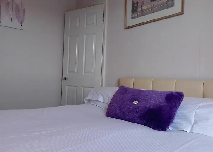 4 Cromwell Terrace - 2 Bed Floor With Views Across Town To The Sea * 斯卡伯勒